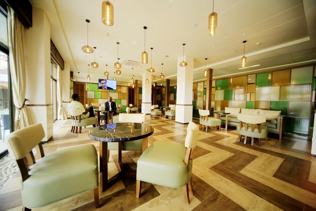 Hotel Africana Кампала Экстерьер фото
