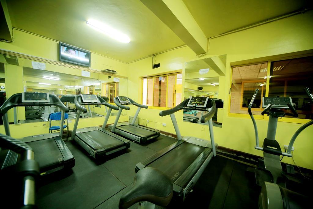 Hotel Africana Кампала Экстерьер фото