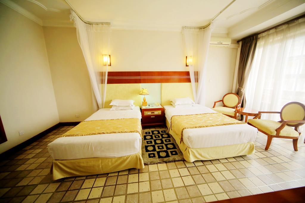Hotel Africana Кампала Экстерьер фото