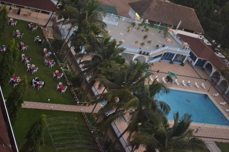Hotel Africana Кампала Экстерьер фото
