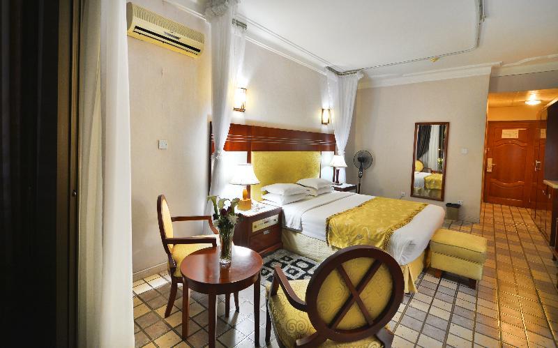 Hotel Africana Кампала Экстерьер фото